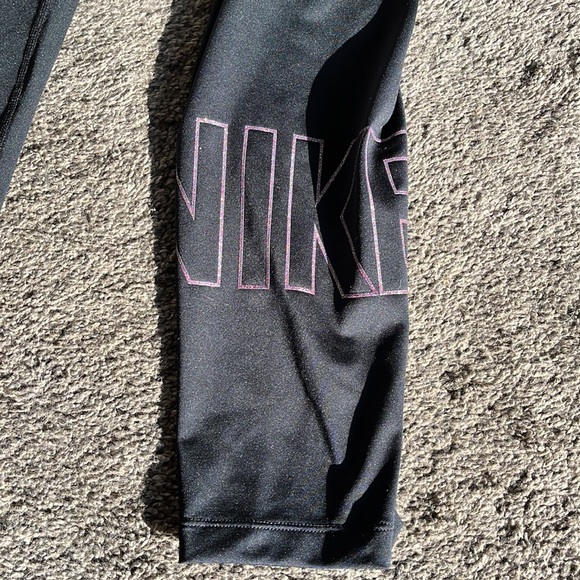 Nike Leggings - Picture 6 of 6